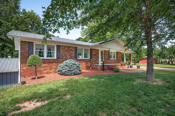 31.3 Acres of Land with Home for Sale in Morrison, Tennessee