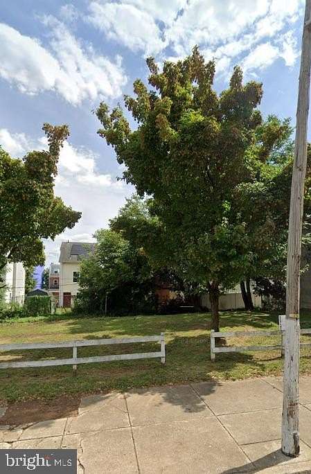 0.02 Acres of Land for Sale in Philadelphia, Pennsylvania
