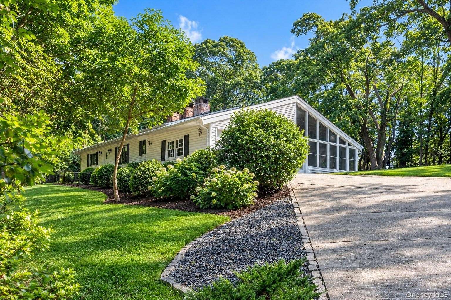 2.29 Acres of Land with Home for Sale in Nissequogue, New York