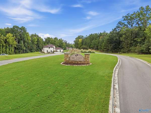 0.57 Acres of Residential Land for Sale in Scottsboro, Alabama