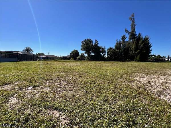 0.03 Acres of Residential Land for Sale in Cape Coral, Florida