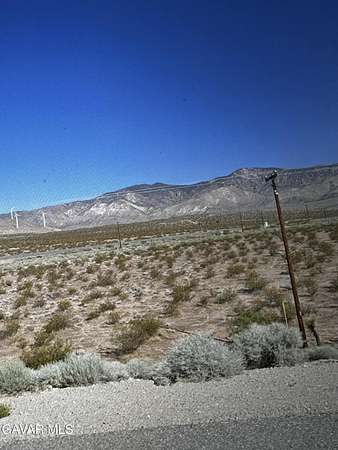 2.89 Acres of Land for Sale in Mojave, California