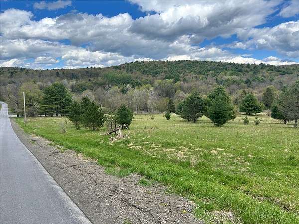7.1 Acres of Residential Land for Sale in Laurens, New York