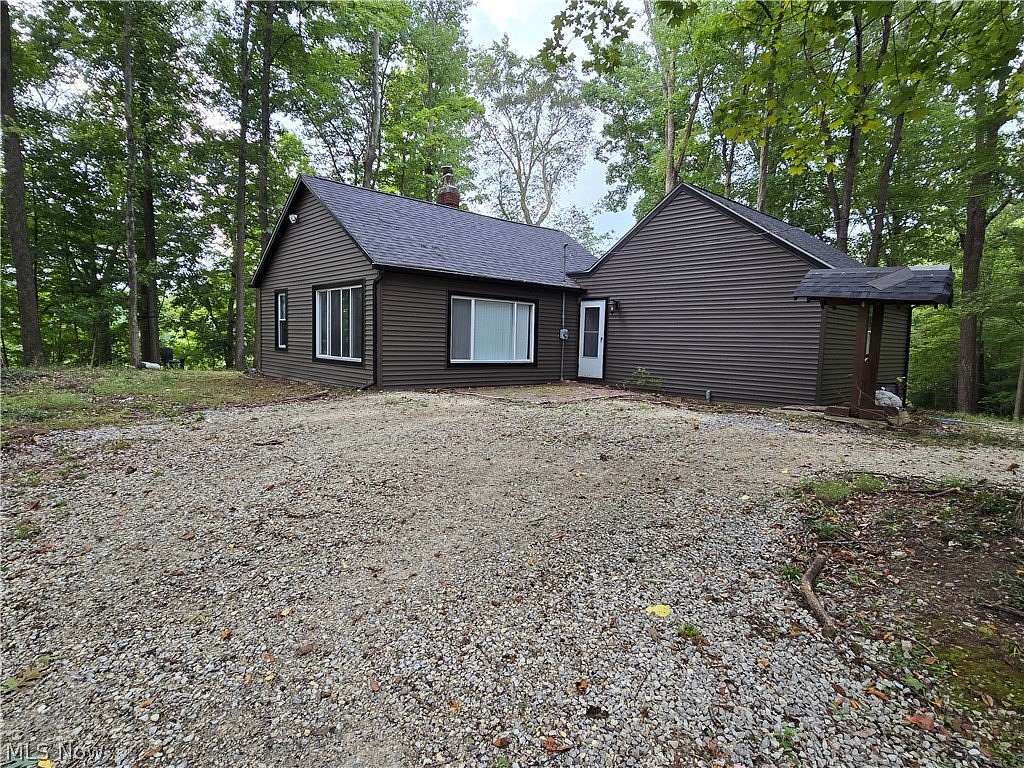 10.4 Acres of Land with Home for Sale in Akron, Ohio