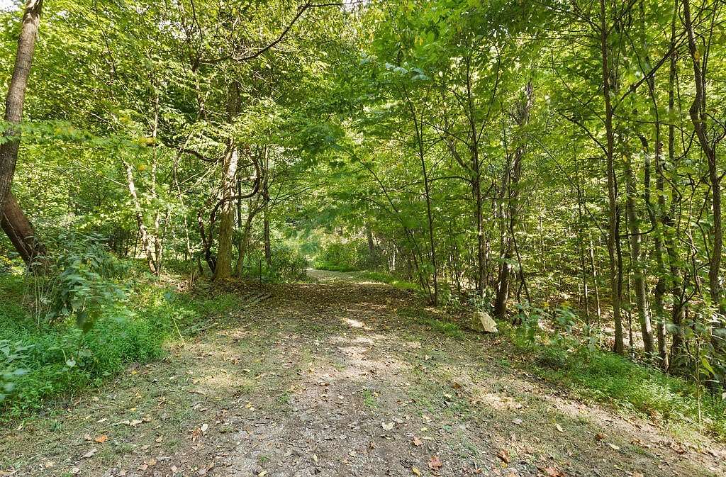 18.5 Acres of Recreational Land for Sale in Lexington, Virginia