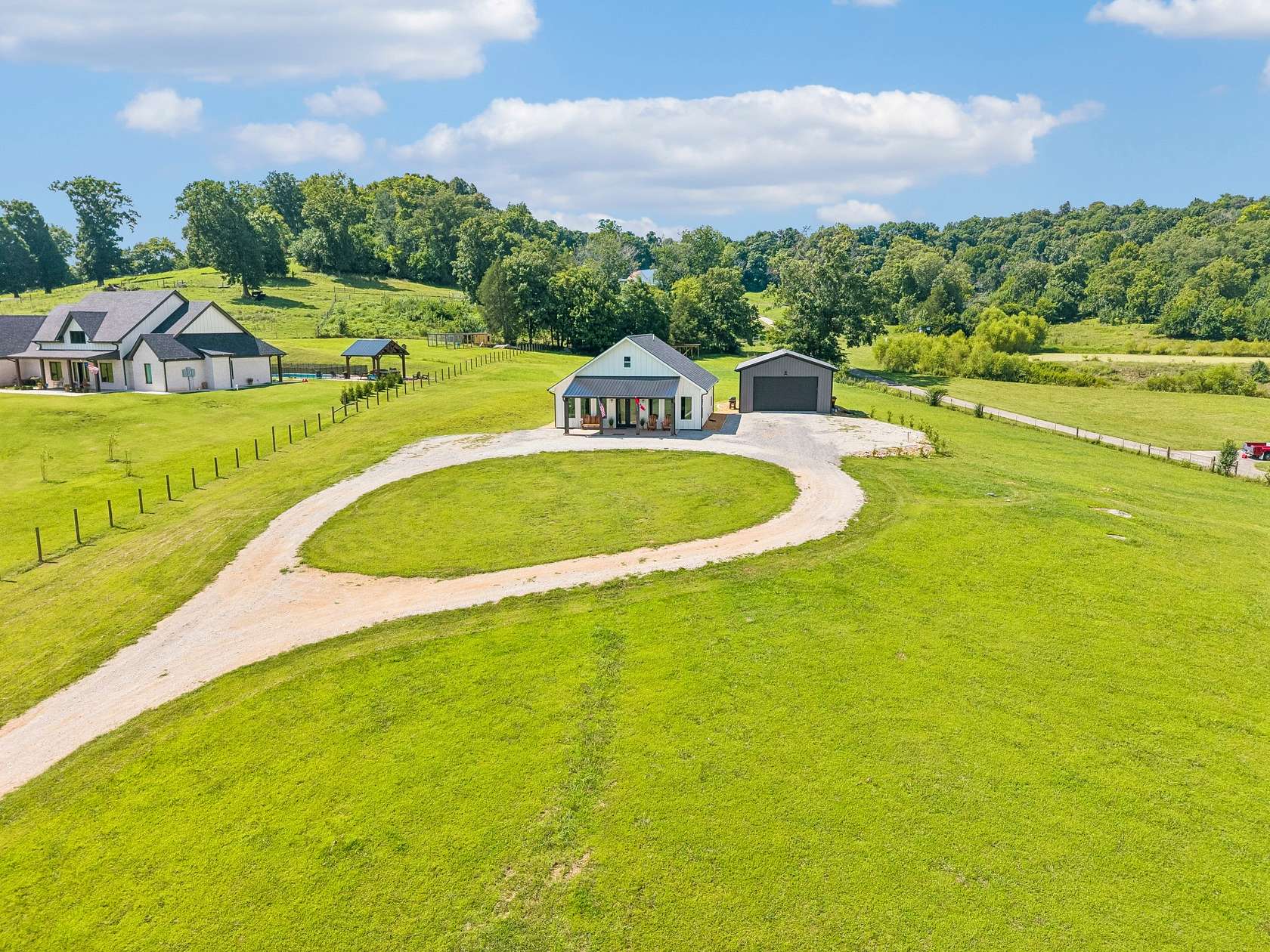 5.49 Acres of Land with Home for Sale in Columbia, Tennessee