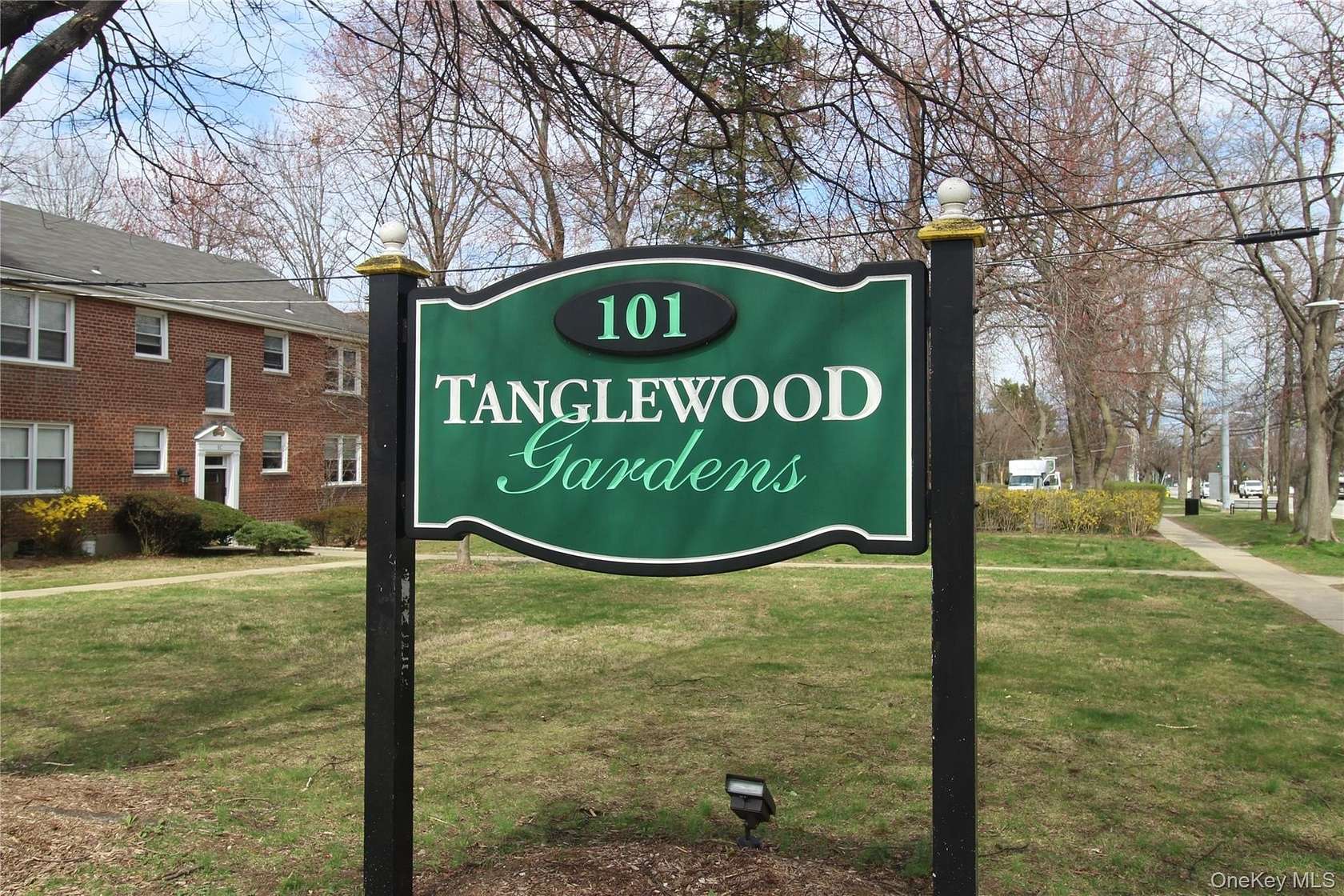 3.9 Acres of Land with Home for Sale in White Plains, New York