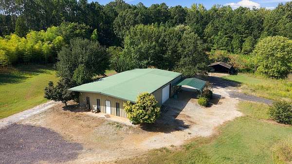 4.5 Acres of Improved Commercial Land for Sale in Hodges, South Carolina