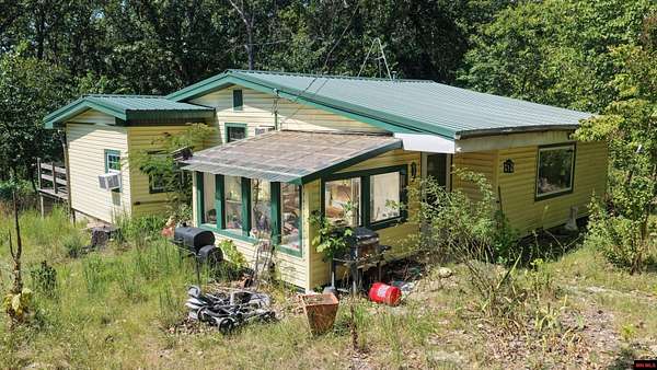 18 Acres of Land with Home for Sale in Yellville, Arkansas