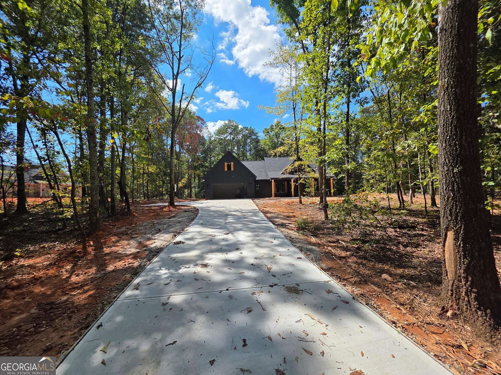 4.77 Acres of Land with Home for Sale in Jackson, Georgia