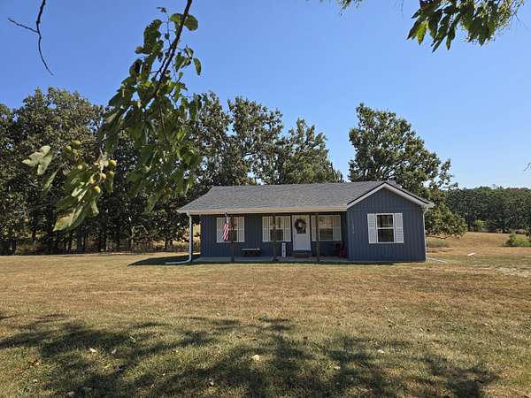 6 Acres of Land with Home for Sale in Mansfield, Missouri