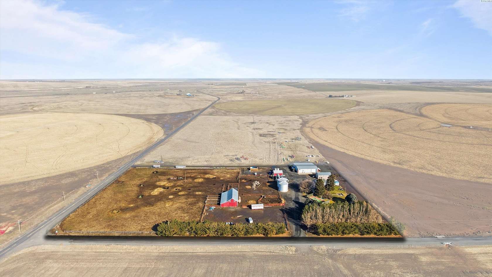 11.5 Acres of Land with Home for Sale in Ritzville, Washington
