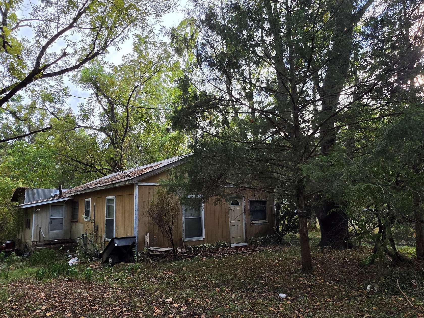 0.77 Acres of Land for Sale in Crane, Missouri