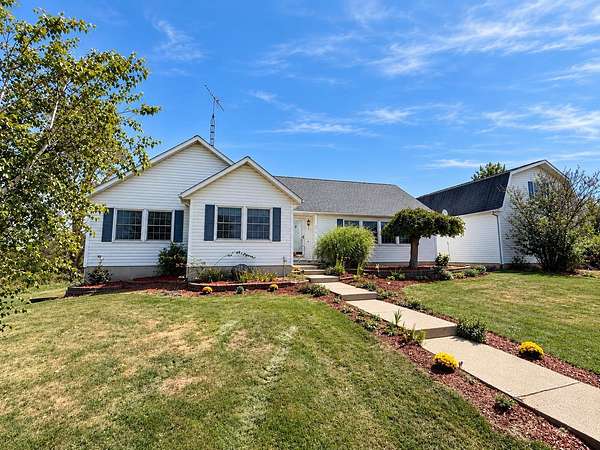 108 Acres of Land with Home for Sale in Fremont, Indiana