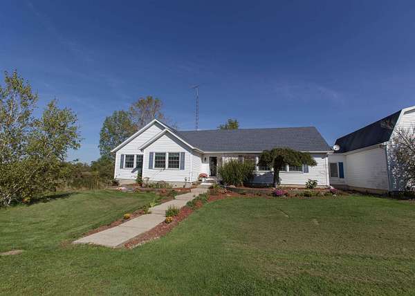 108 Acres of Land with Home for Sale in Fremont, Indiana