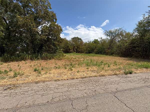 0.14 Acres of Residential Land for Sale in Paris, Texas