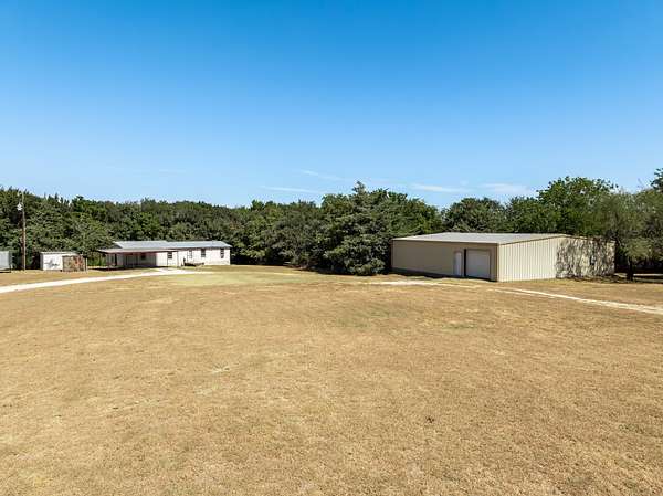 5.67 Acres of Land with Home for Sale in Itasca, Texas