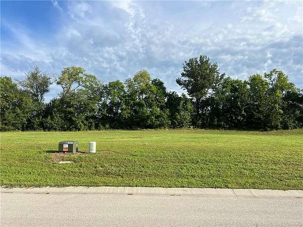 0.43 Acres of Residential Land for Sale in Kearney, Missouri