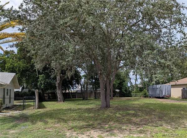 0.25 Acres of Residential Land for Sale in Spring Hill, Florida
