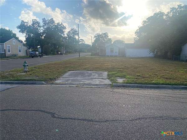 0.13 Acres of Land for Sale in Victoria, Texas
