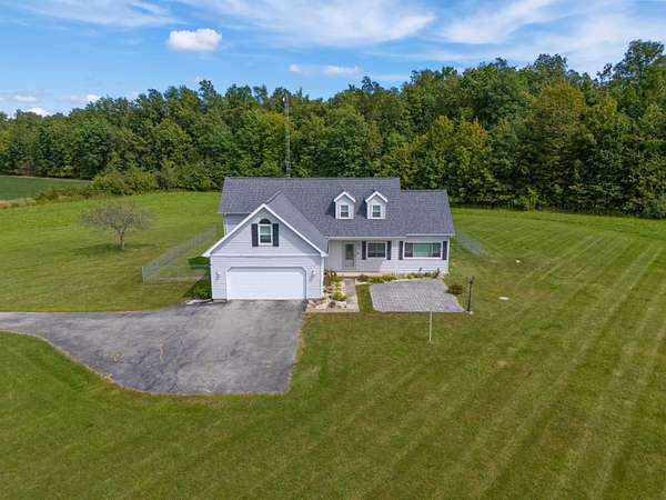 22.9 Acres of Agricultural Land with Home for Sale in Lima, Ohio