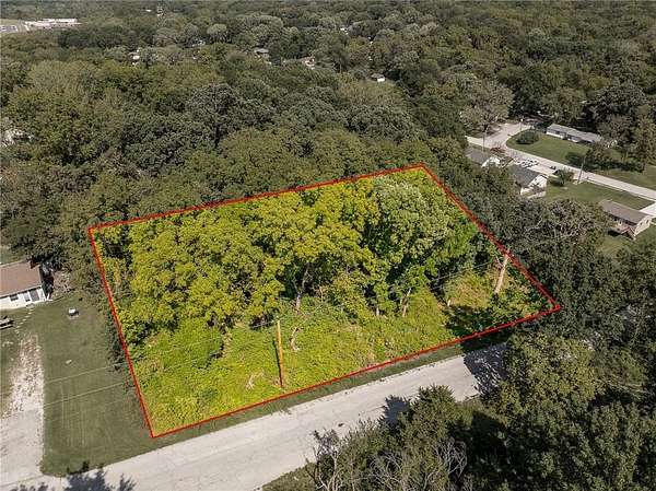 0.75 Acres of Residential Land for Sale in Sugar Creek, Missouri