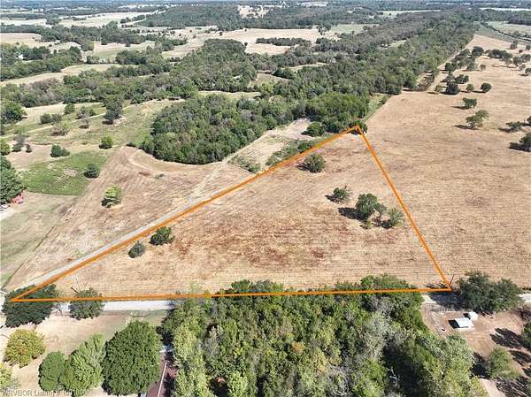 9.27 Acres of Land for Sale in Bokoshe, Oklahoma