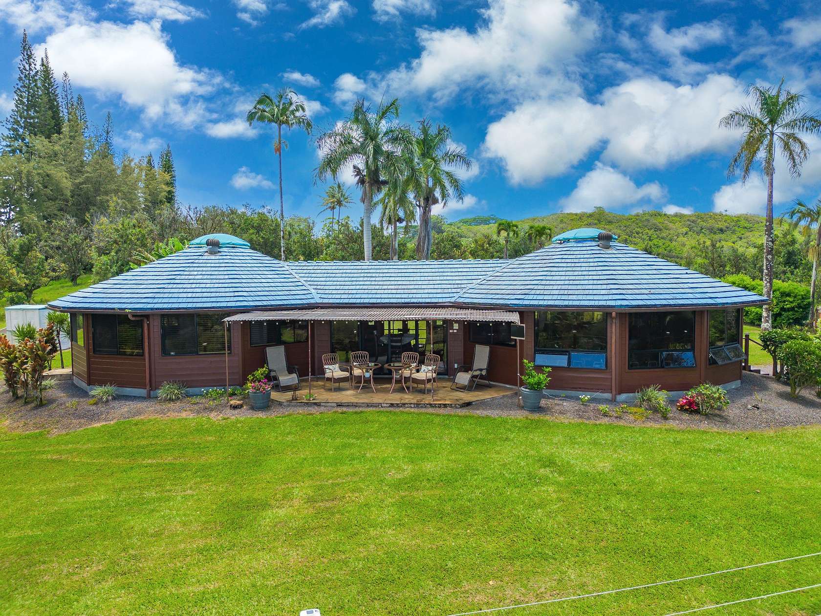 20 Acres of Land with Home for Sale in Pepeekeo, Hawaii