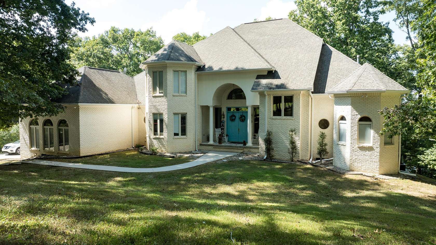 4 Acres of Land with Home for Sale in Somerset, Kentucky