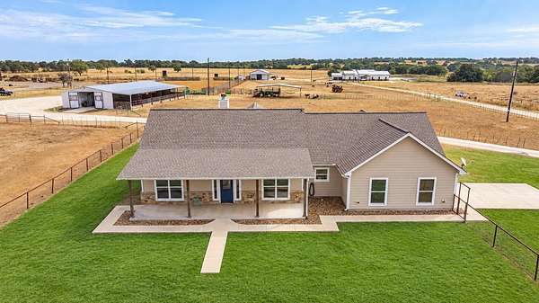 10.3 Acres of Land with Home for Sale in Stephenville, Texas