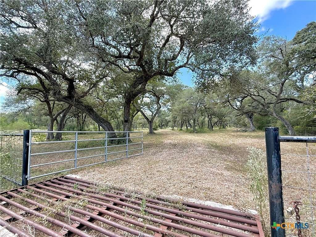 45 Acres of Land for Sale in Inez, Texas