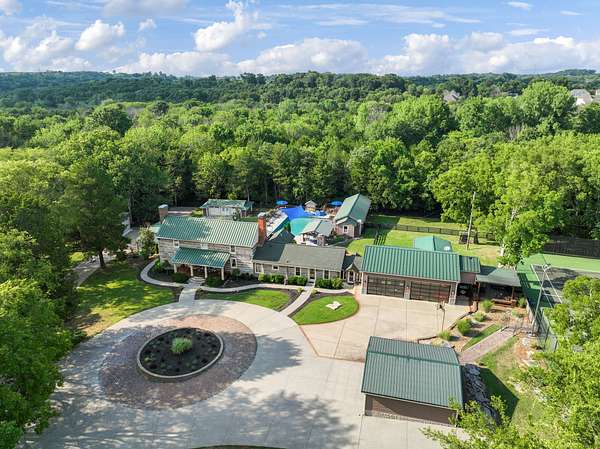 5.2 Acres of Land with Home for Sale in Hermitage, Tennessee