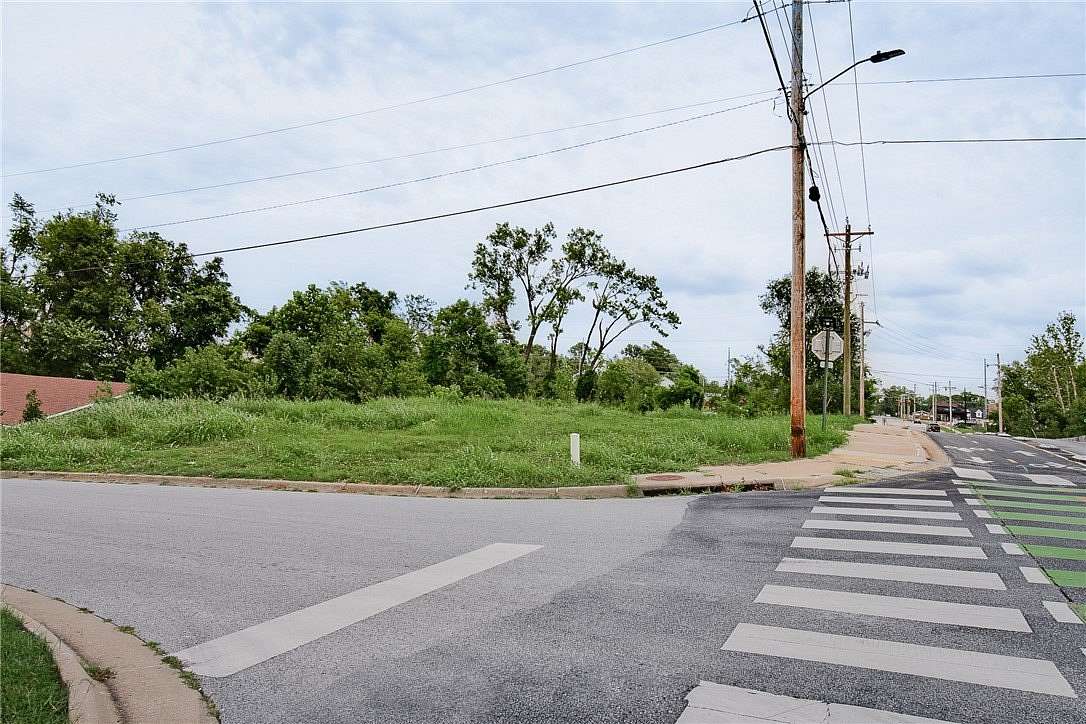 0.26 Acres of Commercial Land for Sale in Bentonville, Arkansas