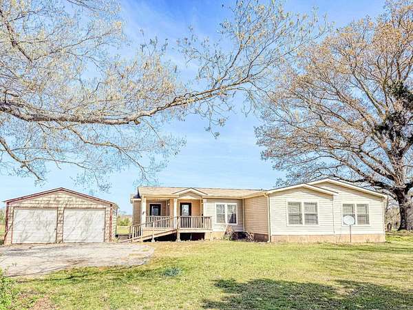32 Acres of Recreational Land with Home for Sale in Okolona, Arkansas