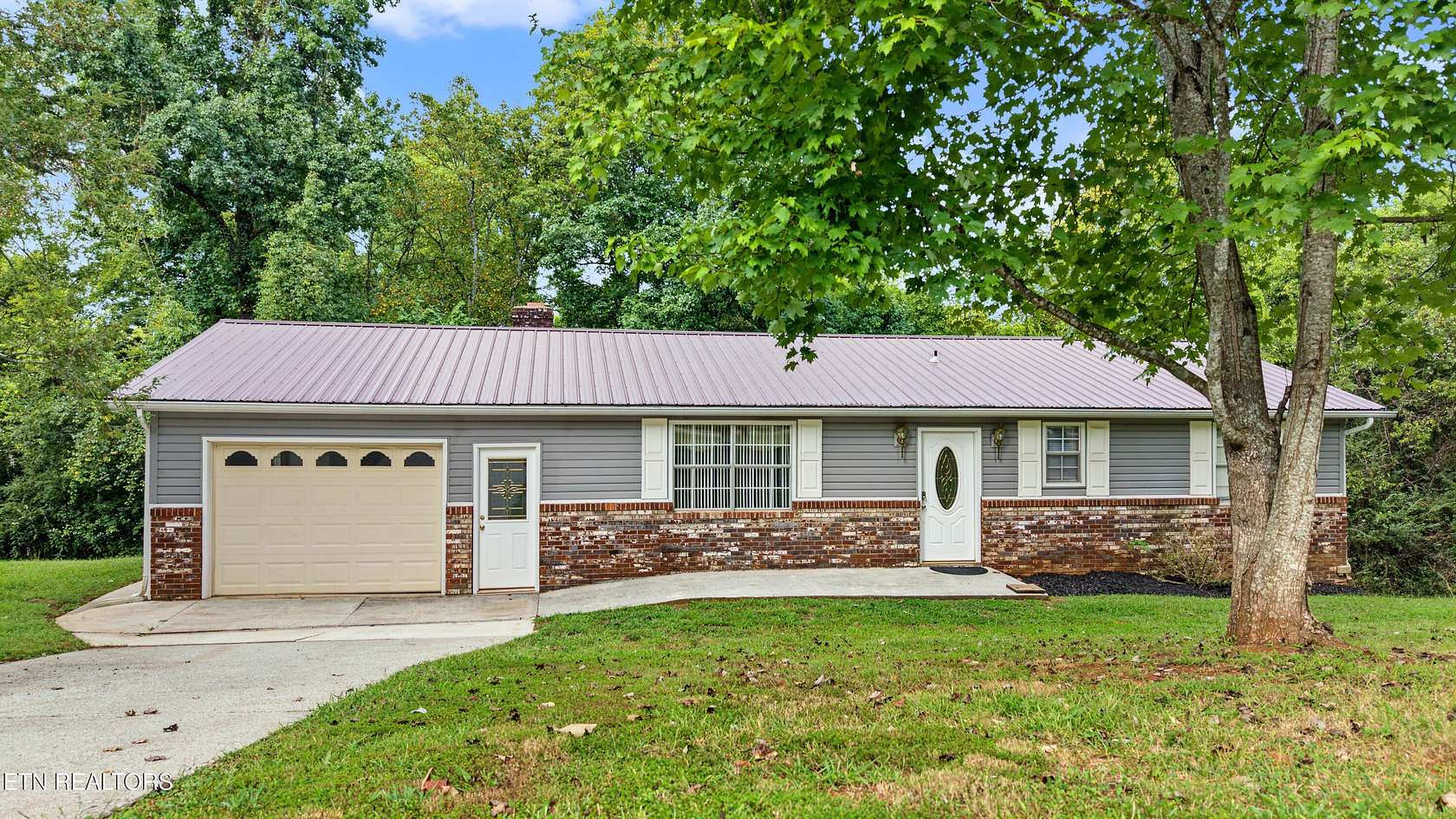 2 Acres of Land with Home for Sale in Louisville, Tennessee