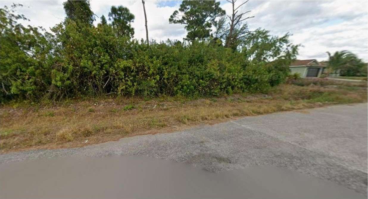 0.25 Acres of Residential Land for Sale in Lehigh Acres, Florida