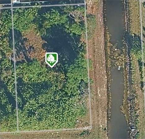 0.25 Acres of Residential Land for Sale in Lehigh Acres, Florida