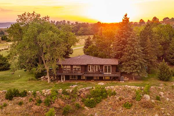 10.3 Acres of Recreational Land with Home for Sale in Pierre, South Dakota