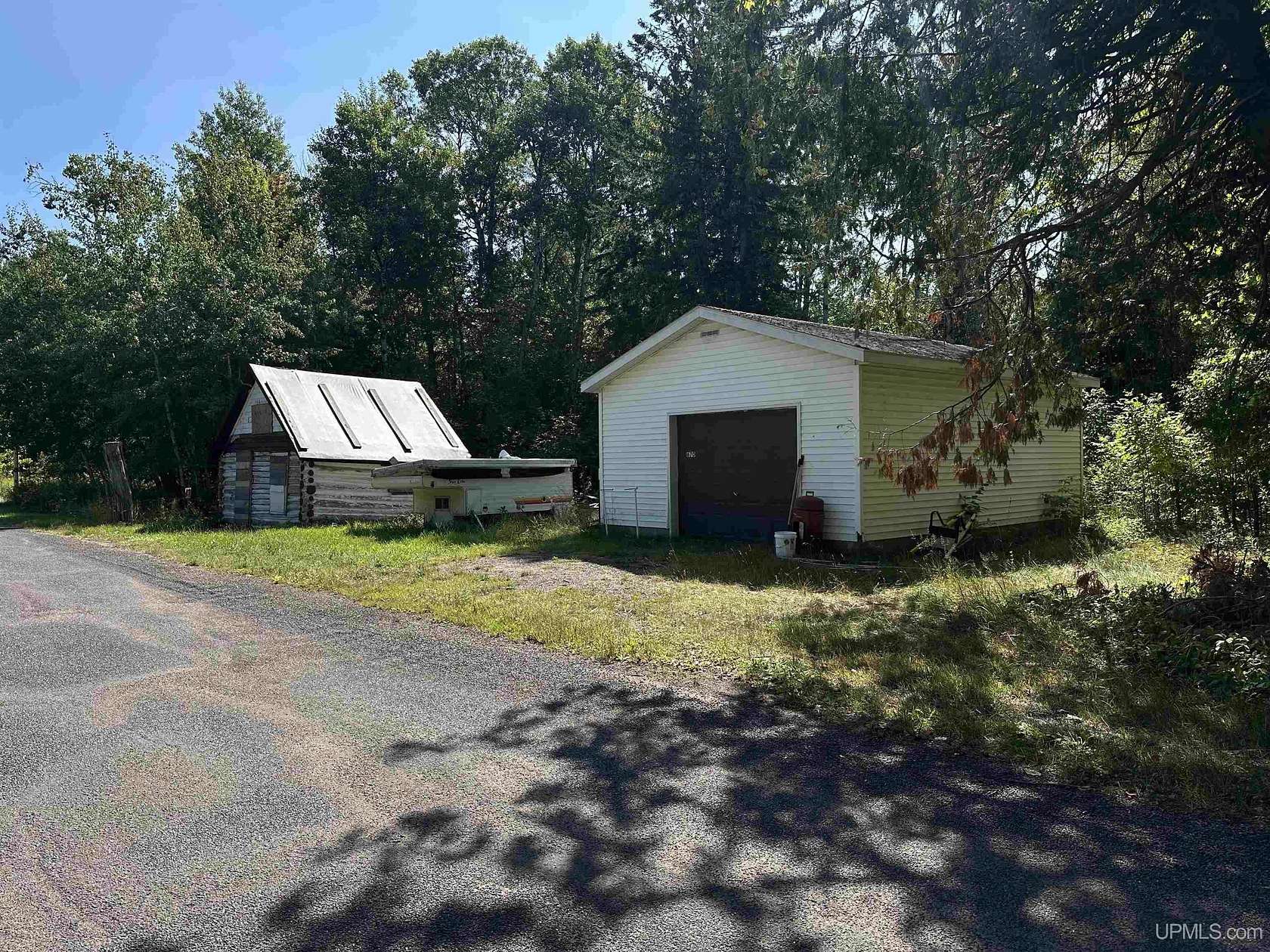 1.26 Acres of Residential Land for Sale in Wakefield, Michigan