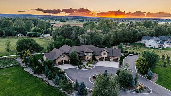 3 Acres of Land with Home for Sale in Montrose, Colorado