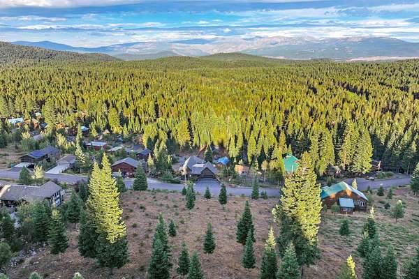 1 Acre of Residential Land for Sale in Truckee, California