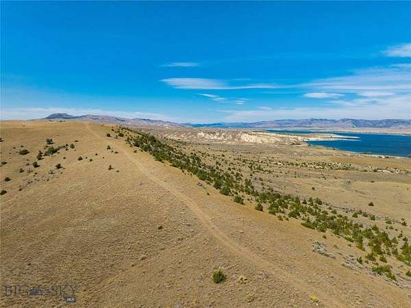286 Acres of Land for Sale in Winston, Montana