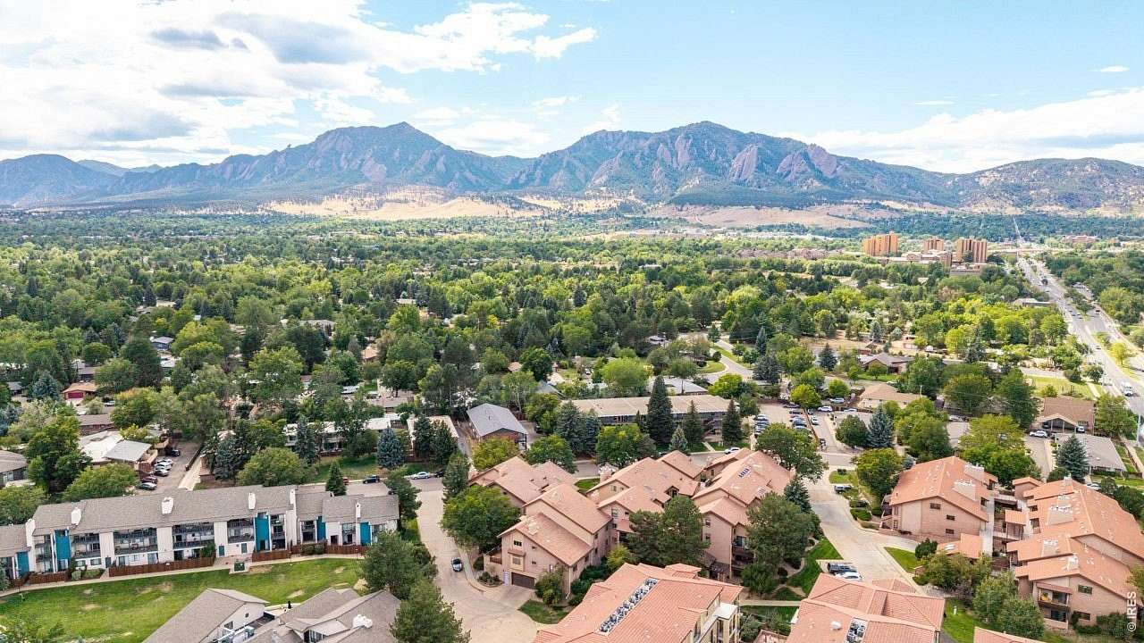 1.54 Acres of Land with Home for Sale in Boulder, Colorado