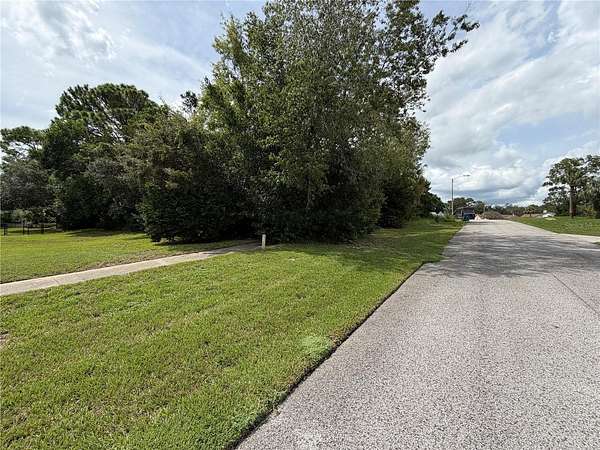 0.63 Acres of Residential Land for Sale in Spring Hill, Florida