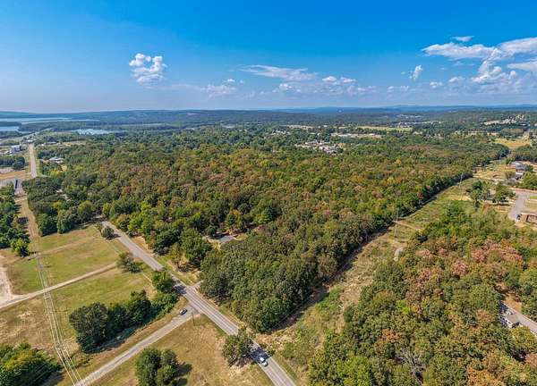 16.4 Acres of Land for Auction in Russellville, Arkansas