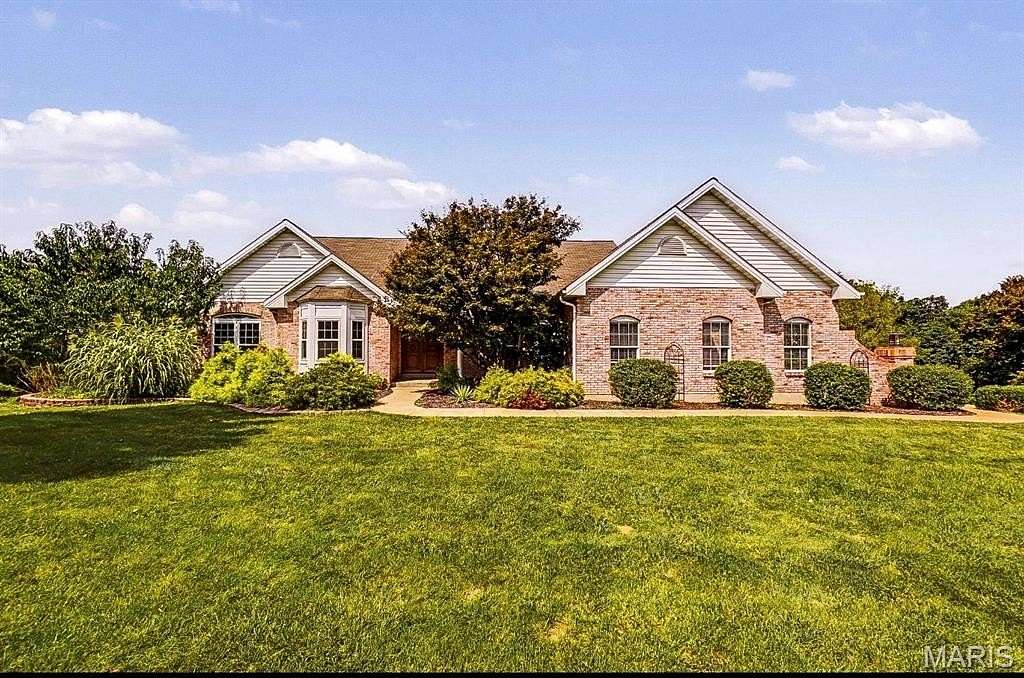 5.48 Acres of Land with Home for Sale in Imperial, Missouri