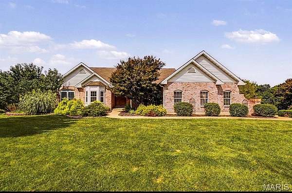 5.48 Acres of Land with Home for Sale in Imperial, Missouri