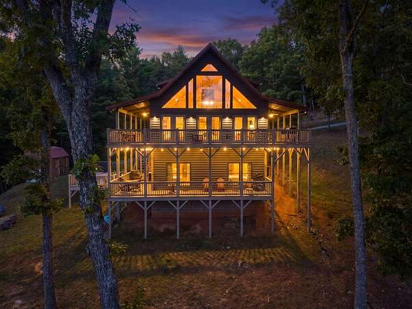 4.45 Acres of Land with Home for Sale in Murphy, North Carolina