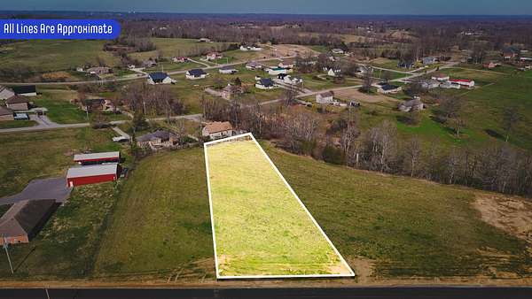 1.3 Acres of Residential Land for Auction in Westmoreland, Tennessee