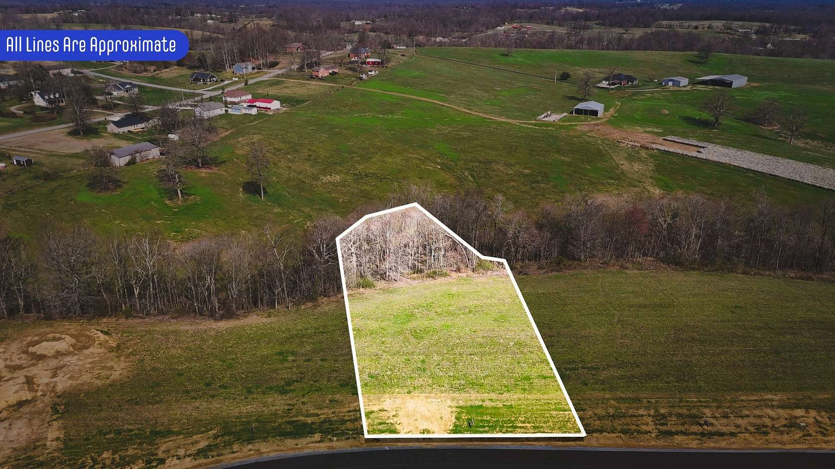 1 Acre of Residential Land for Auction in Westmoreland, Tennessee